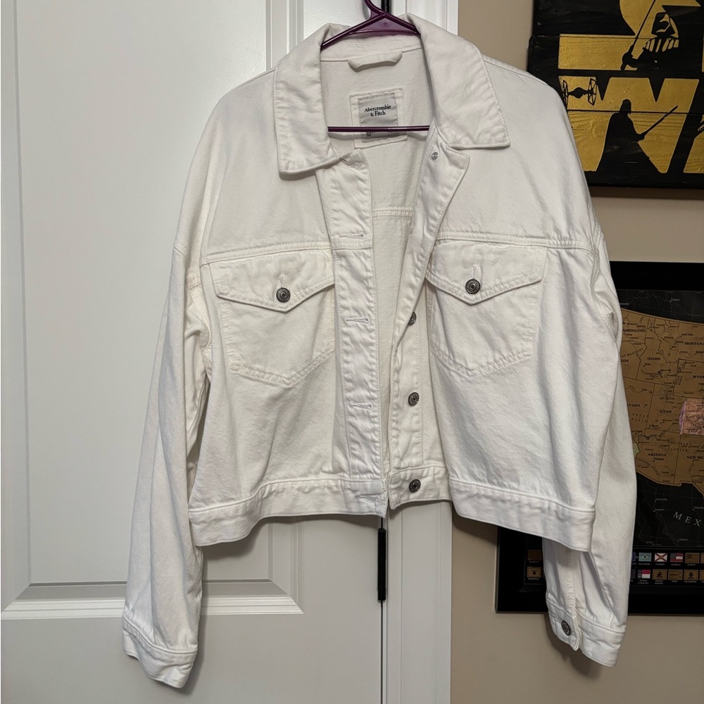 Abercrombie & Fitch Boyfriend White Denim Trucker Jean Jacket Size XL